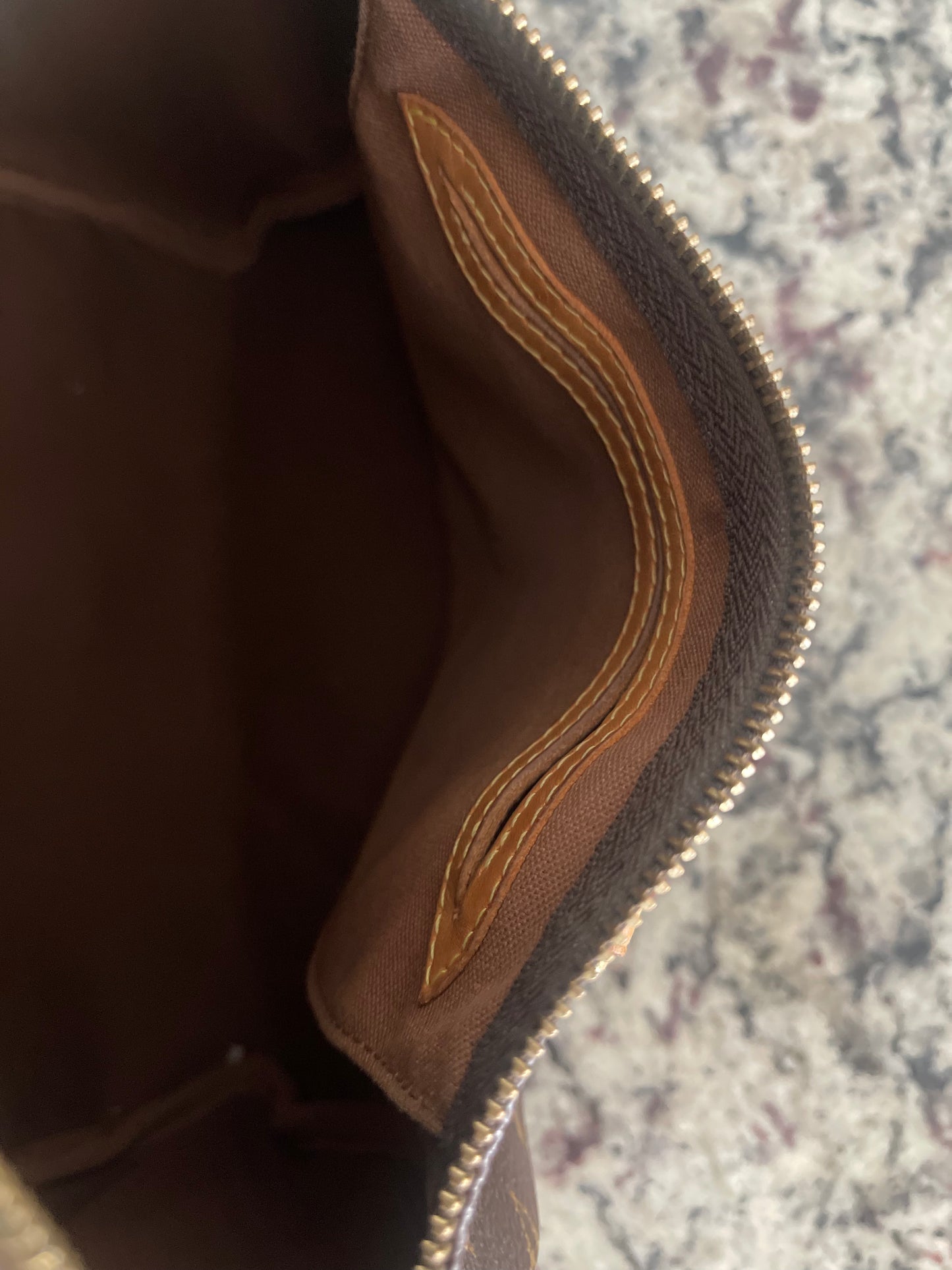 Louis Vuitton Speedy Bag