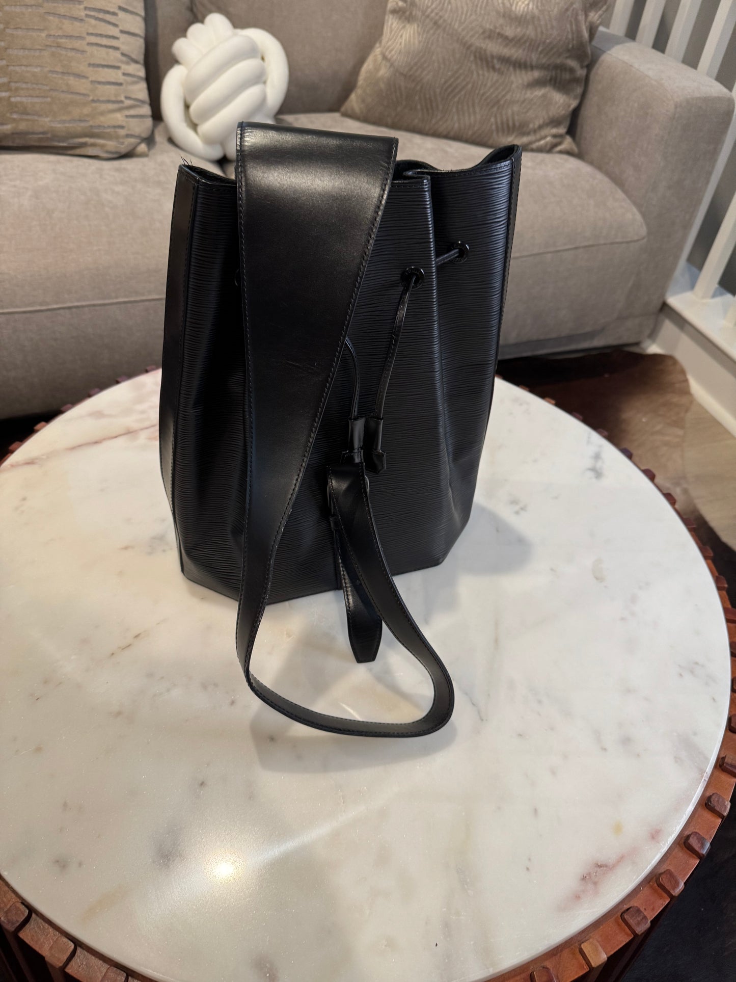 Louis Vuitton Epi leather sling bag